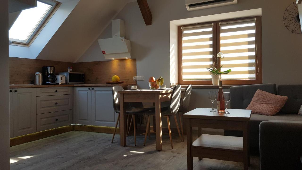 Apartament Komarno III 옐레니아구라 외부 사진