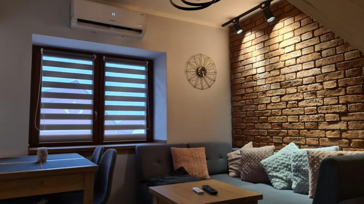 Apartament Komarno III 옐레니아구라 외부 사진