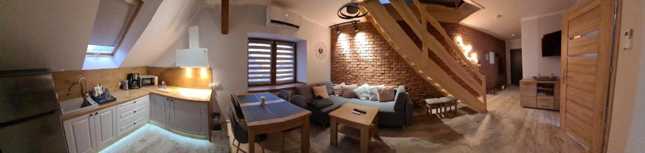 Apartament Komarno III 옐레니아구라 외부 사진